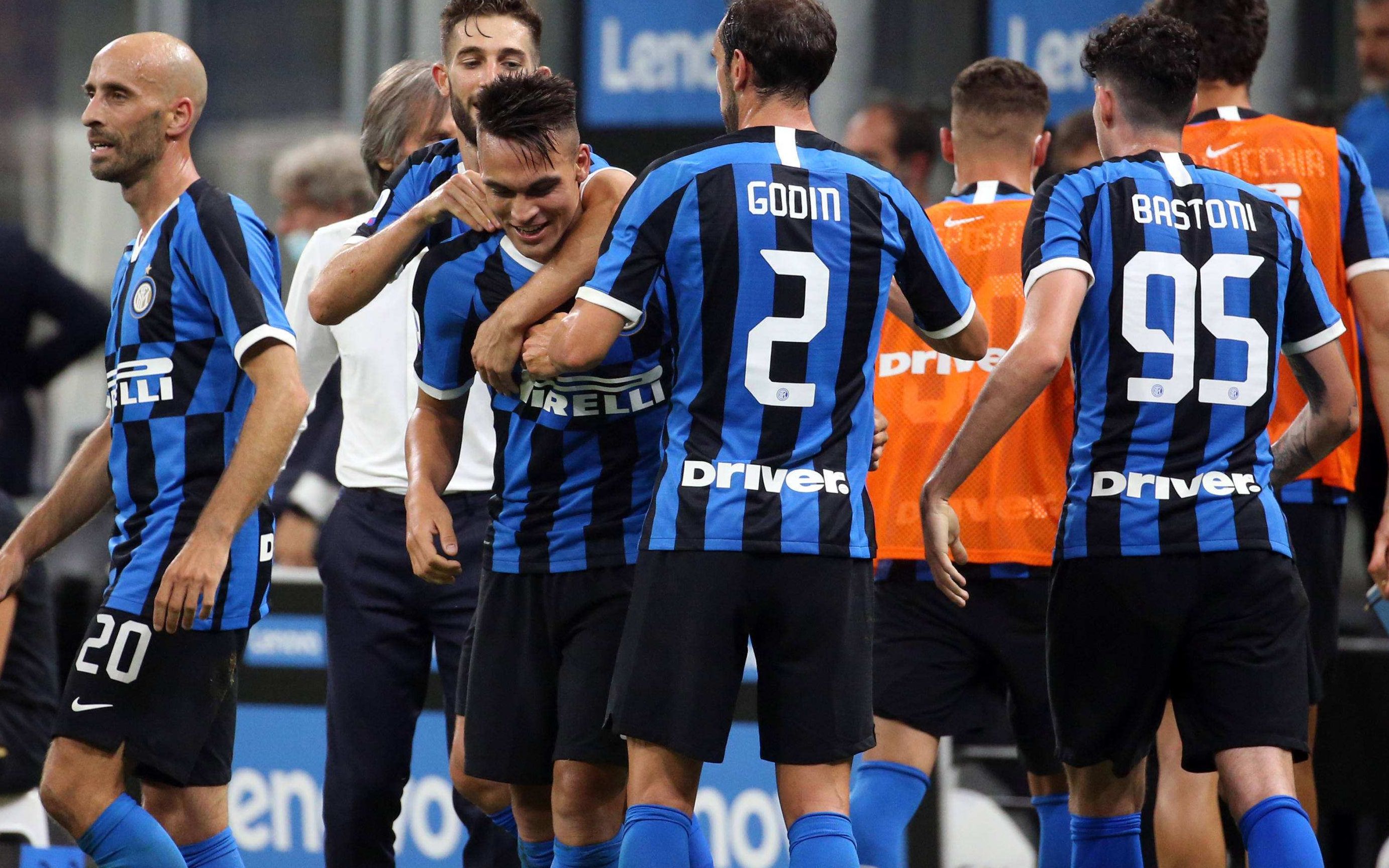 爱德华兹同样高效，首节贡献13（爱德华兹延续高效，首节拿下13分）