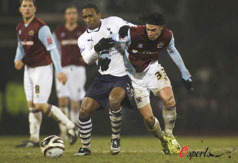 康宁汉姆赛季表现分析：命中率限制与联盟最佳（康宁汉姆赛季盘点：命中率短板与联盟顶尖表现）