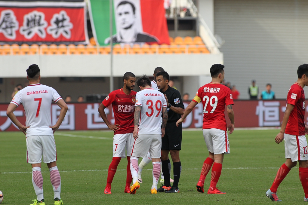 火腿投手群表现亮眼 新庄监督苦笑：这是种奢侈的烦恼｜日职